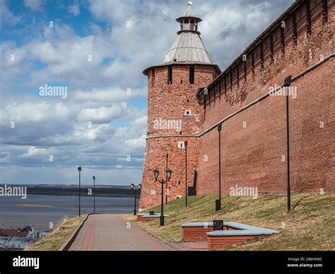  Nizhny Novgorod Kremlin: Pháo đài cổ đại với lịch sử hào hùng và kiến trúc tuyệt đẹp!